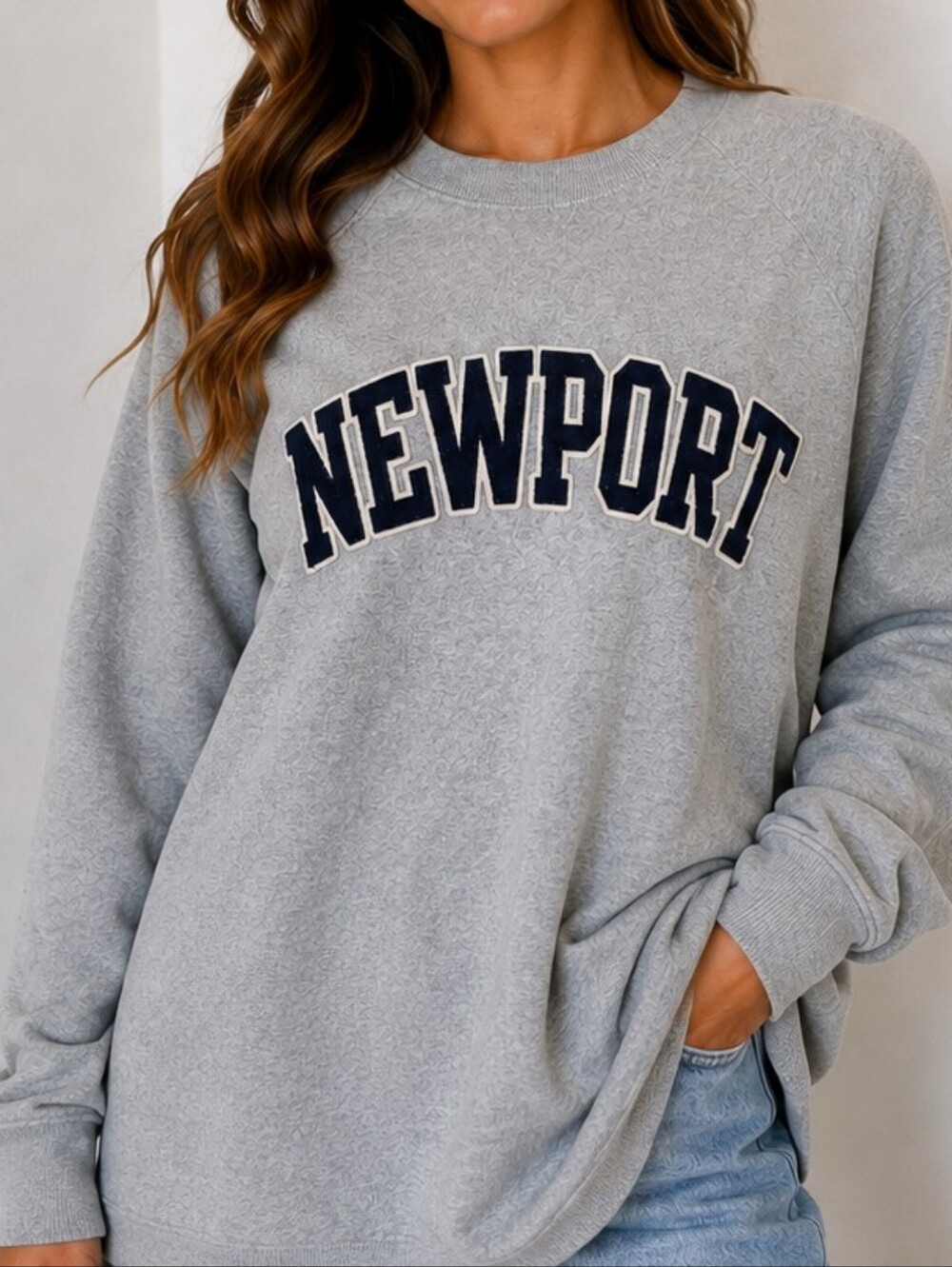 Newport Appliqué Crewneck Sweater - Grey